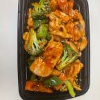 Best Hunan Chicken (Dinner Combo) in Alexandria, VA